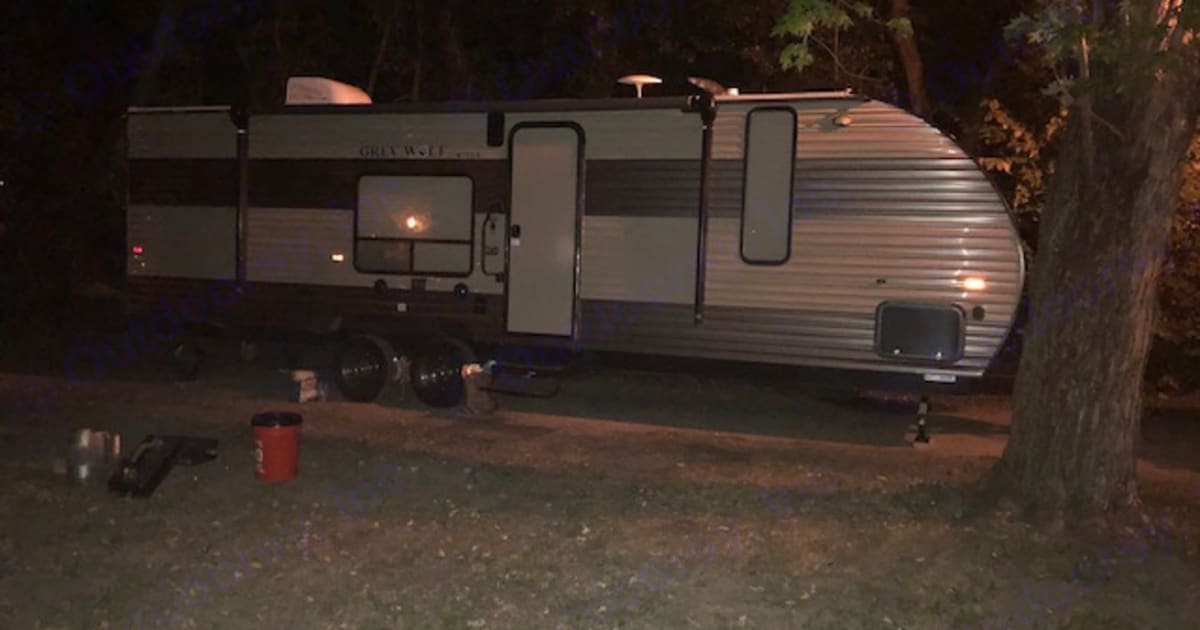 2018 Forest River Cherokee Grey Wolf Travel trailer Rental in North