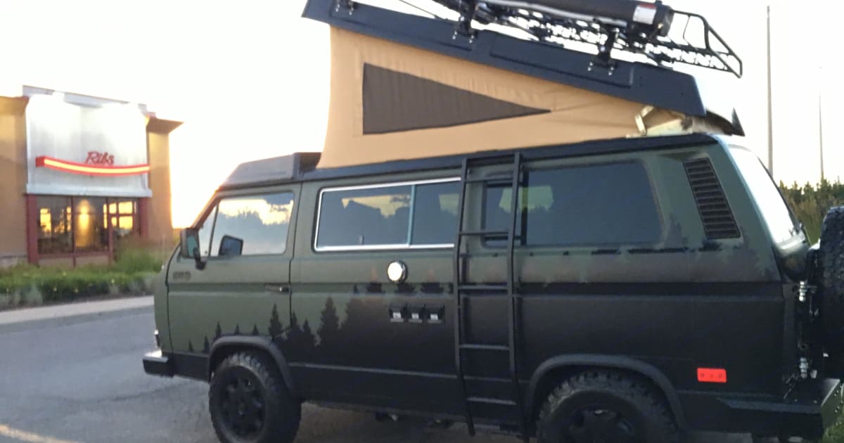 1986 Volkswagen T3 Westfalia Camper van Rental in Whistler, BC | Outdoorsy