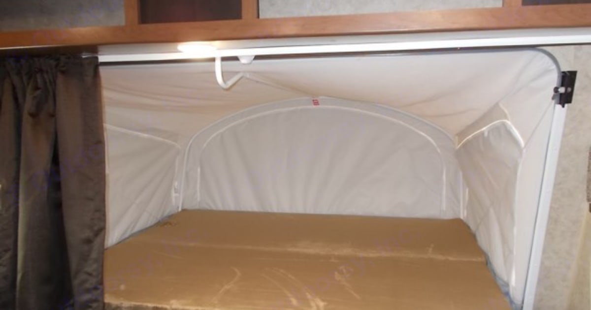 2018 Jayco Jay Feather Travel trailer Rental in Sheboygan, WI Outdoorsy