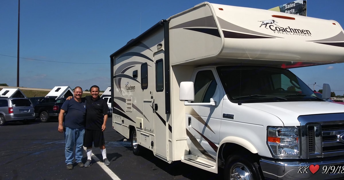 2016 Coachmen Freelander Motorhome Rental in Indianapolis, IN Outdoorsy