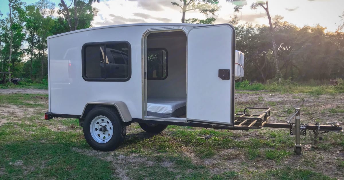 2014 Runaway Campers Coolcampe Travel trailer Rental in Brooksville, FL