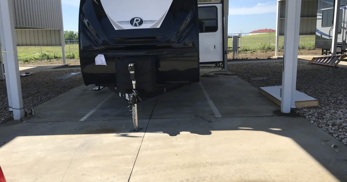 2019 Cruiser Rv Corp Radiance Travel trailer Rental in Alvarado, TX