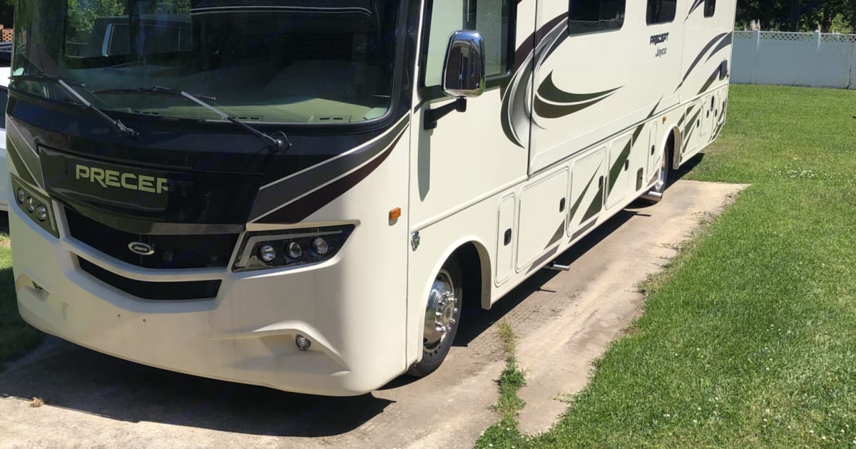 2018 Jayco Precept Class A Rental in Newberry, SC Outdoorsy