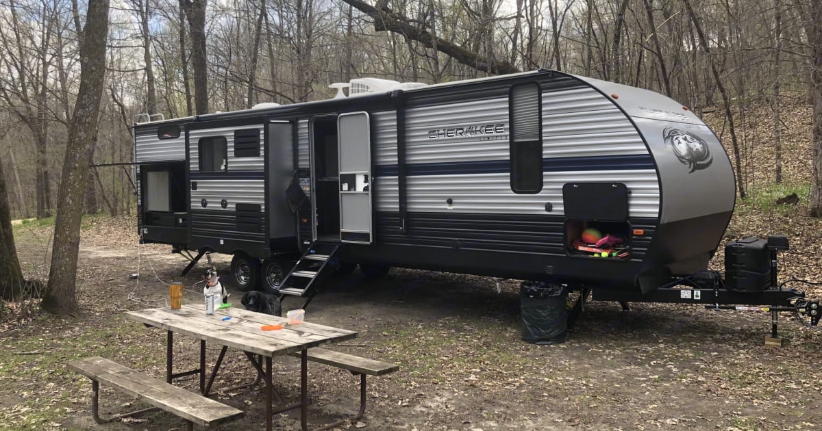 2019 Forest River Cherokee Caravane Rental in Kasson, MN Outdoorsy