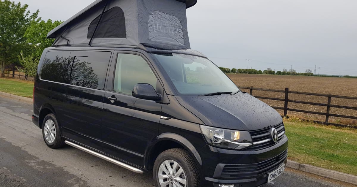2017 Volkswagen Transporter Camper van Rental in NOTTINGHAM, | Outdoorsy