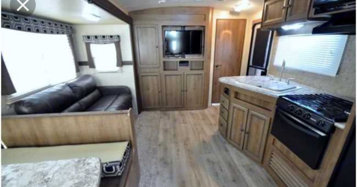 2015 Cruiser Rv Corp Radiance Travel trailer Rental in Millet, AB