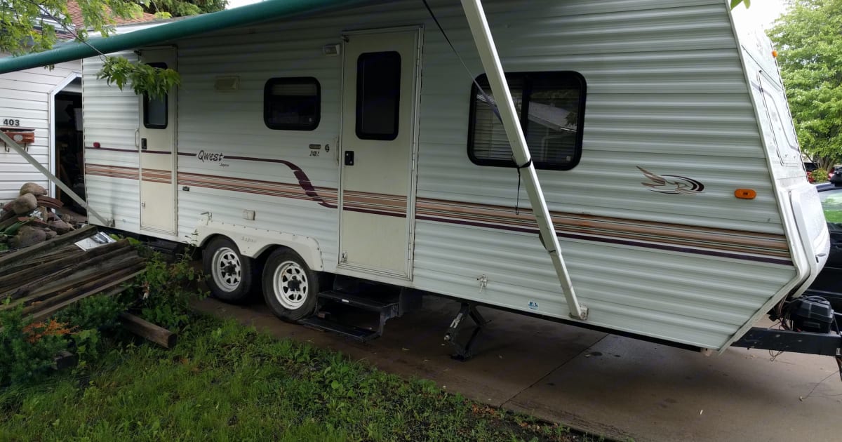 2000 Jayco Qwest Travel trailer Rental in Kasson, MN Outdoorsy