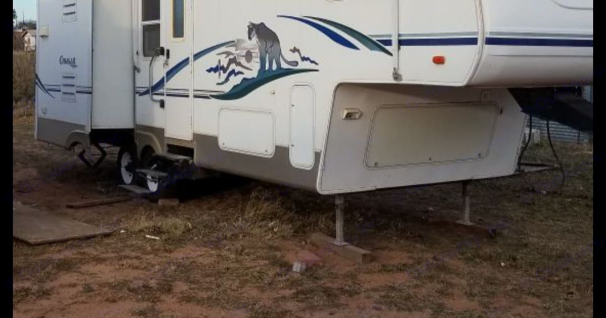 2003 Keystone Cougar Fifthwheel Rental in Las Cruces, NM Outdoorsy