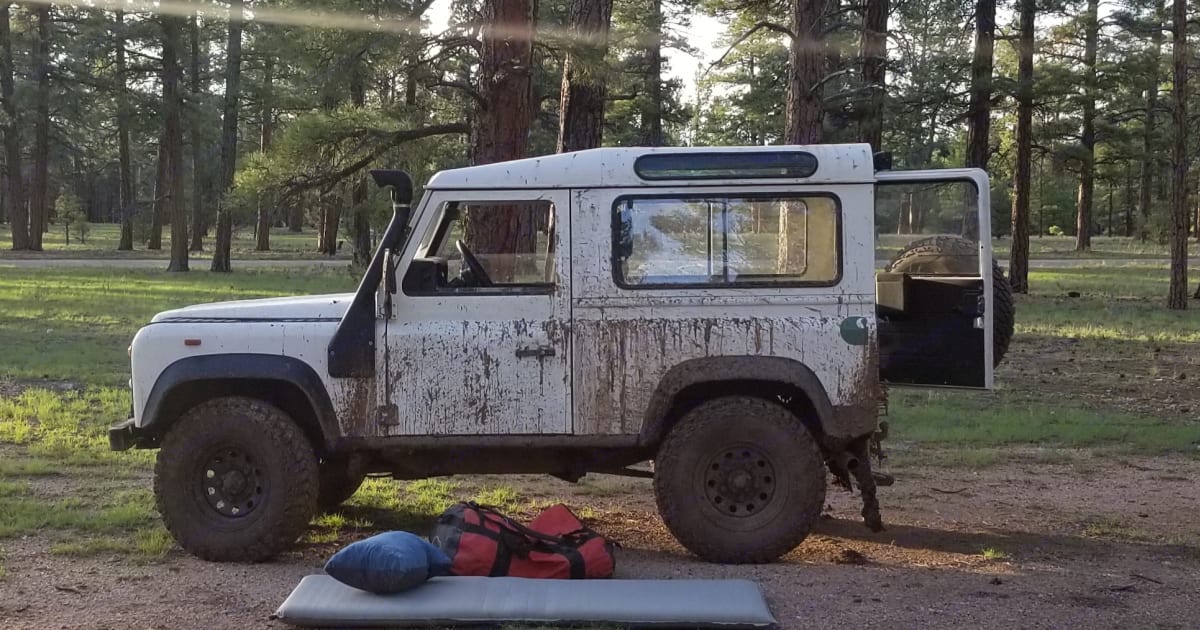 1991 Land Rover Defender 90 Camper van Rental in Tucson, AZ Outdoorsy