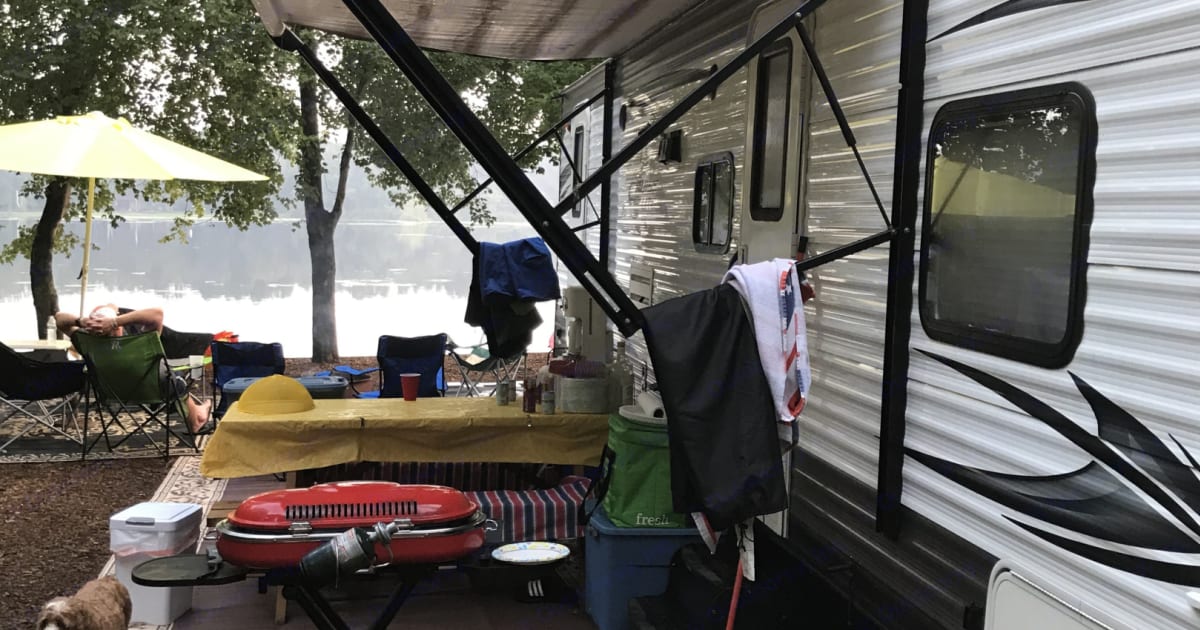 2016 Forest River Salem Cruise Lite Travel trailer Rental in Northfield