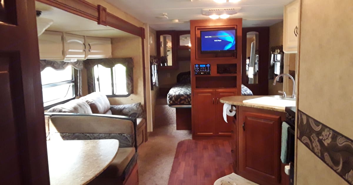 2011 Keystone Outback BH312 Travel trailer Rental in Mocksville, NC