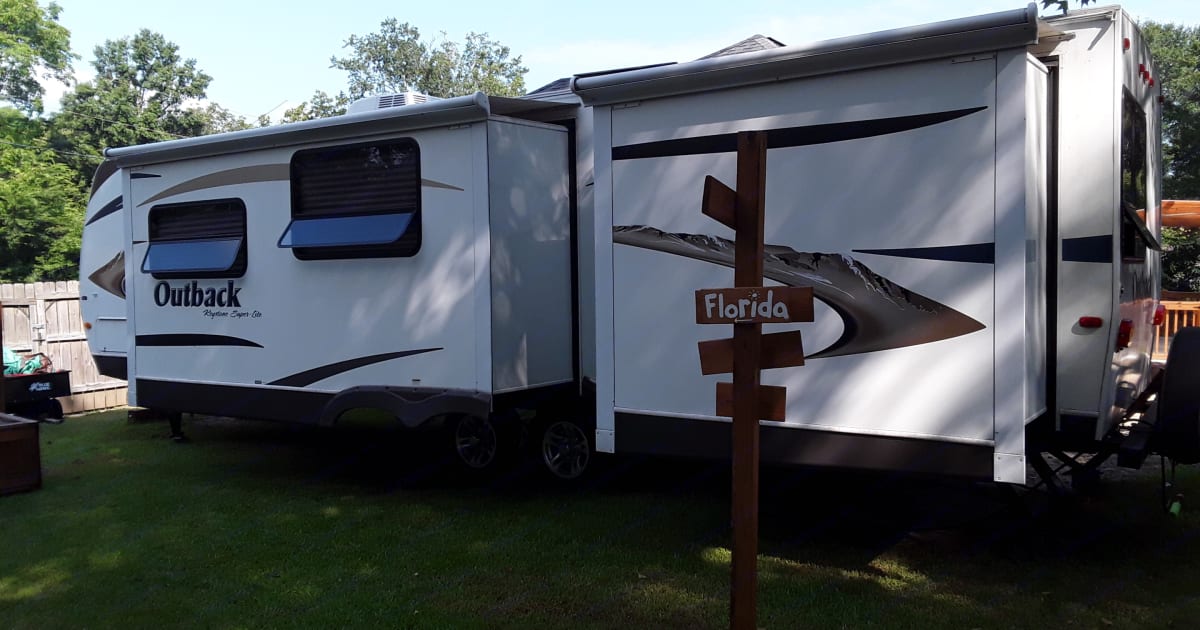 2011 Keystone Outback BH312 Travel trailer Rental in Mocksville, NC