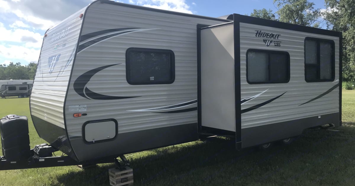 2017 Keystone Hideout Travel trailer Rental in Fort Qu'Appelle, SK