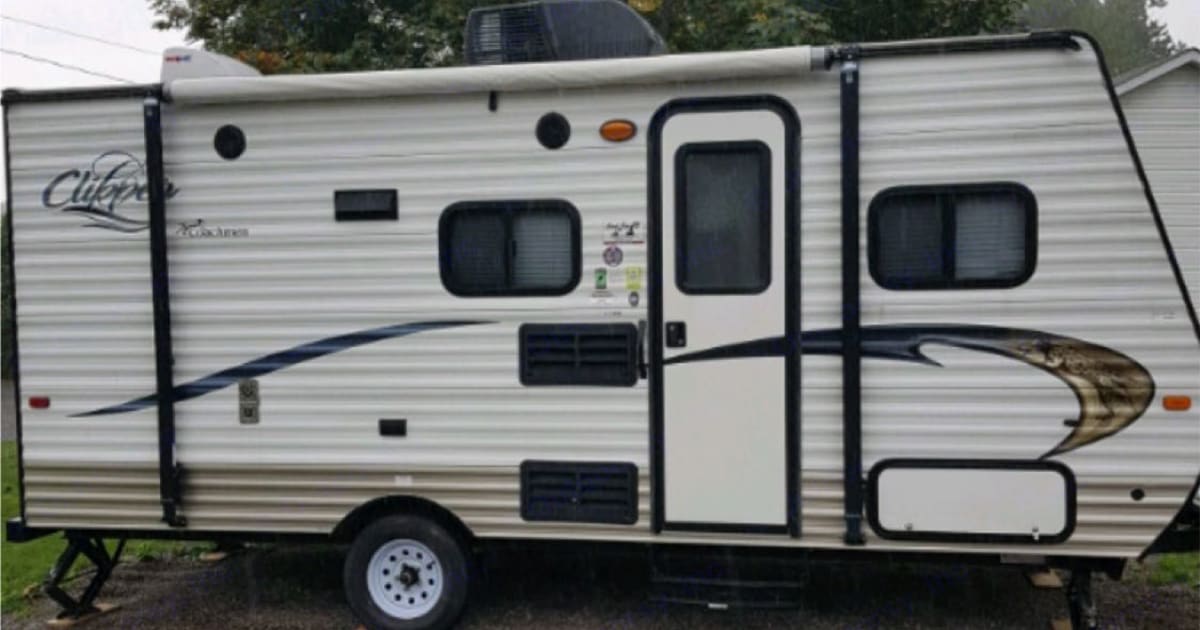 2014 Coachmen Clipper Travel trailer Rental in StAmable, QC Outdoorsy