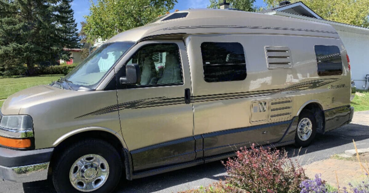 2007 Roadtrek 210 Popular Class B Rental in Calgary, AB Outdoorsy