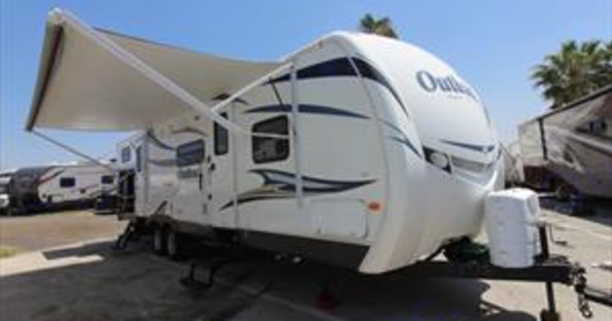 2012 Keystone Outback Travel trailer Rental in Ontario, CA | Outdoorsy