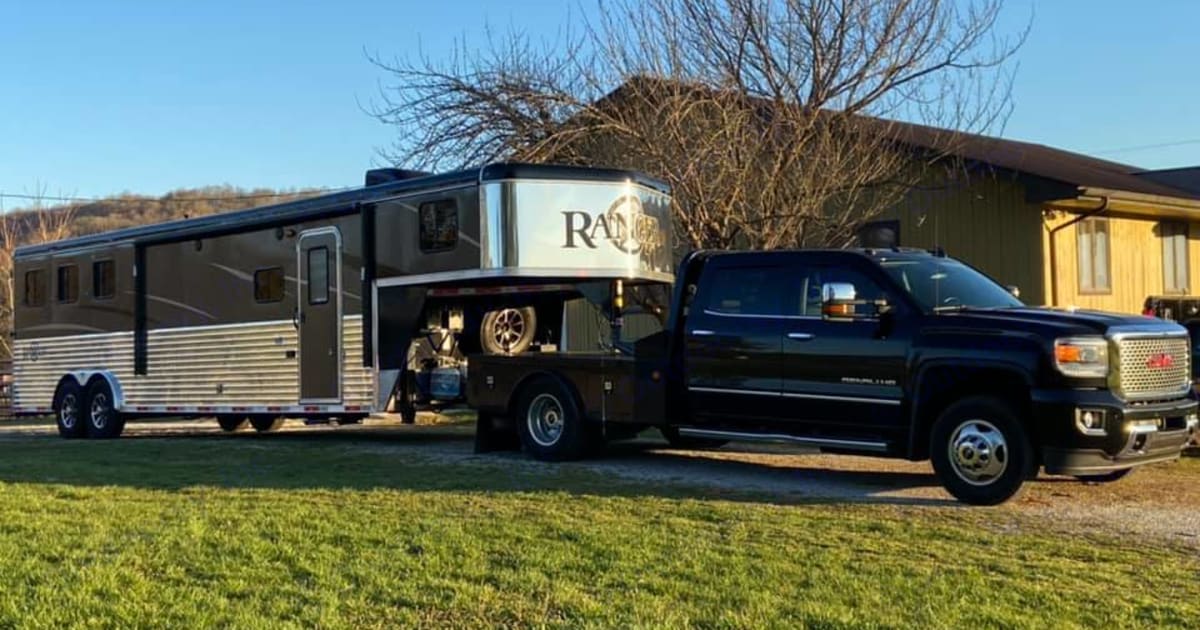 2020 Bison Bison 8416mm Caravane Rental in sparta, TN Outdoorsy