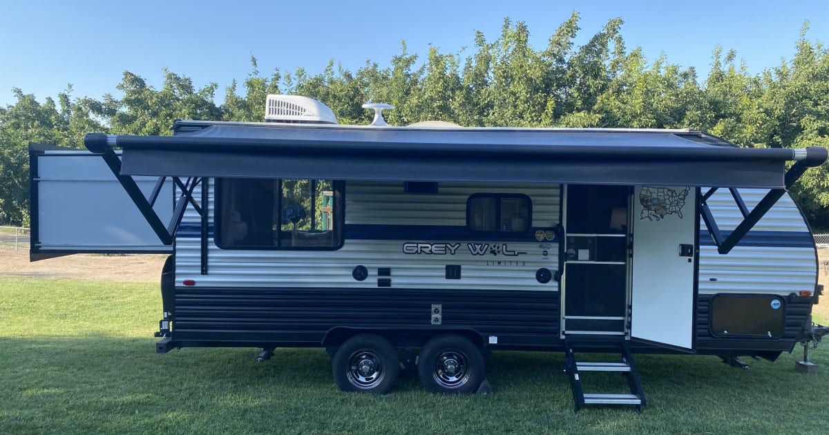 2019 Forest River Cherokee Grey Wolf Travel trailer Rental in Oakdale, CA Outdoorsy