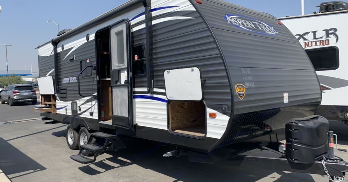 2018 Keystone Aspen Trail 2340BHSWE Travel trailer Rental in Clovis, CA