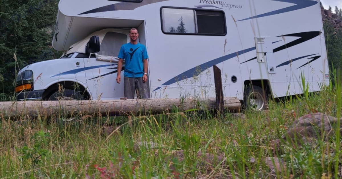 2007 Coachmen Freedom Express Class C Rental in UT Outdoorsy