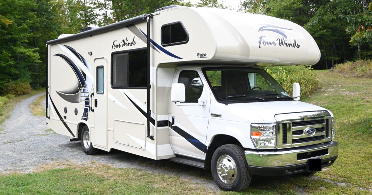 2019 Thor Motor Coach Four Winds Motorhome Rental in Troy, NY Outdoorsy