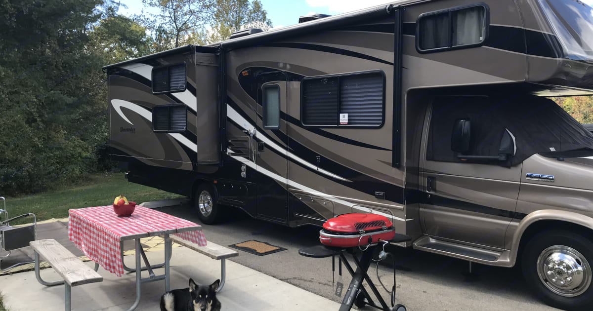 2012 Forest River Sunseeker Class C Rental in Xenia, OH Outdoorsy