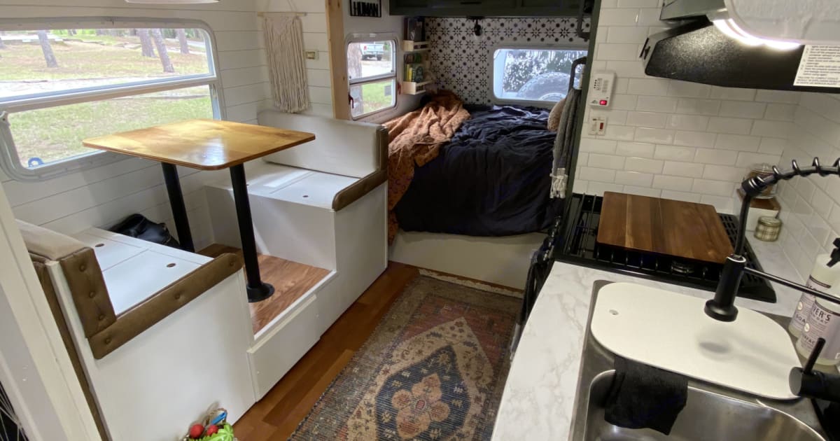 2011 Coachmen Apex Travel trailer Rental in Dearing, GA Outdoorsy