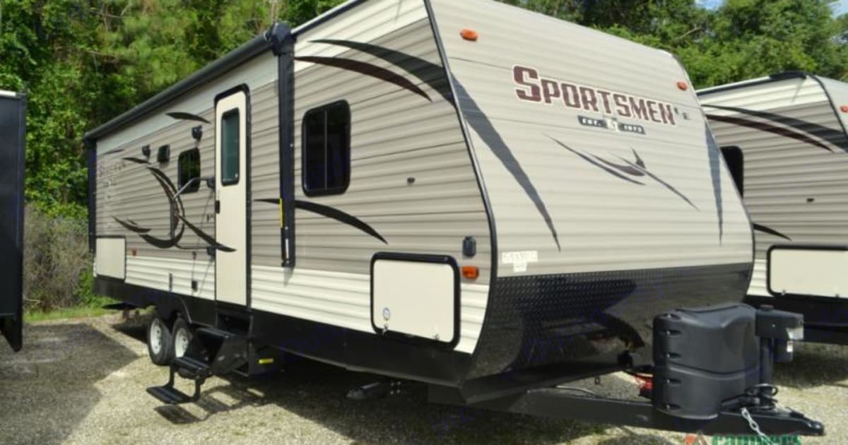 2019 KZ Manufacturing Sportsmen Travel trailer Rental in Saint