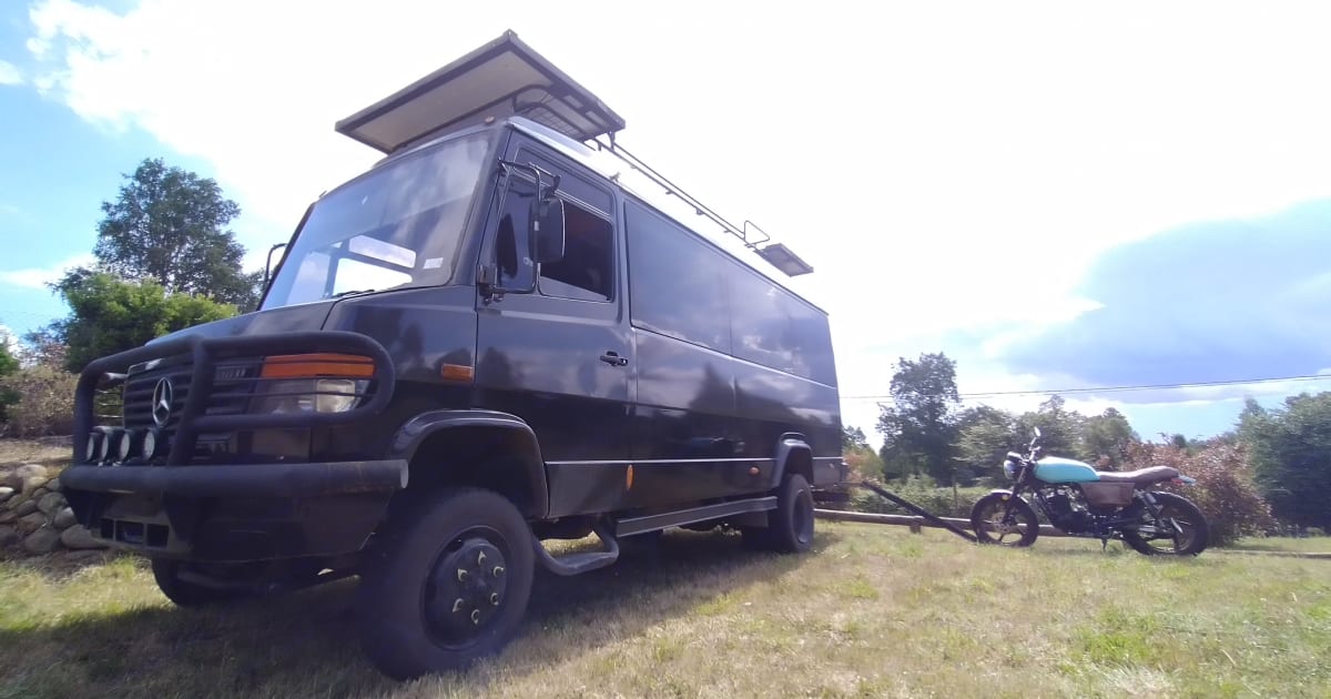 2013 MercedesBenz Vario 818D 4x4 Camper Van Rental in