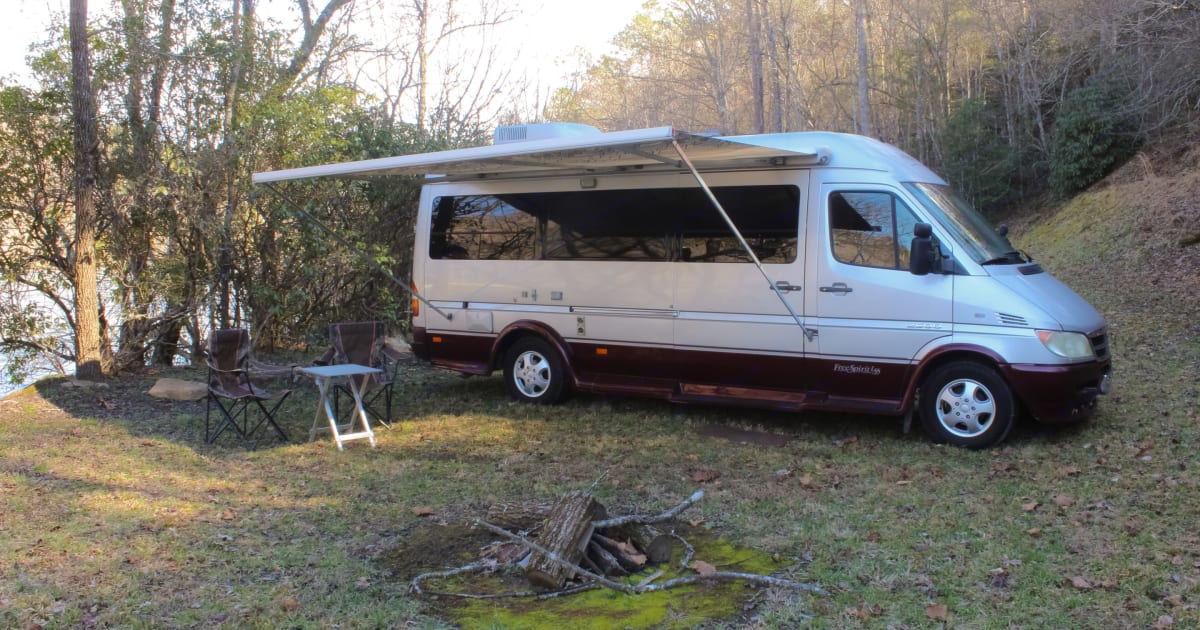 2006 Free Spirit Other Camper van Rental in Franklin, NC Outdoorsy