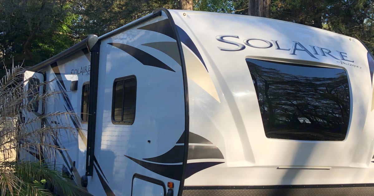 2021 Palomino Solaire Ultra Lite Travel trailer Rental in Newberry, FL