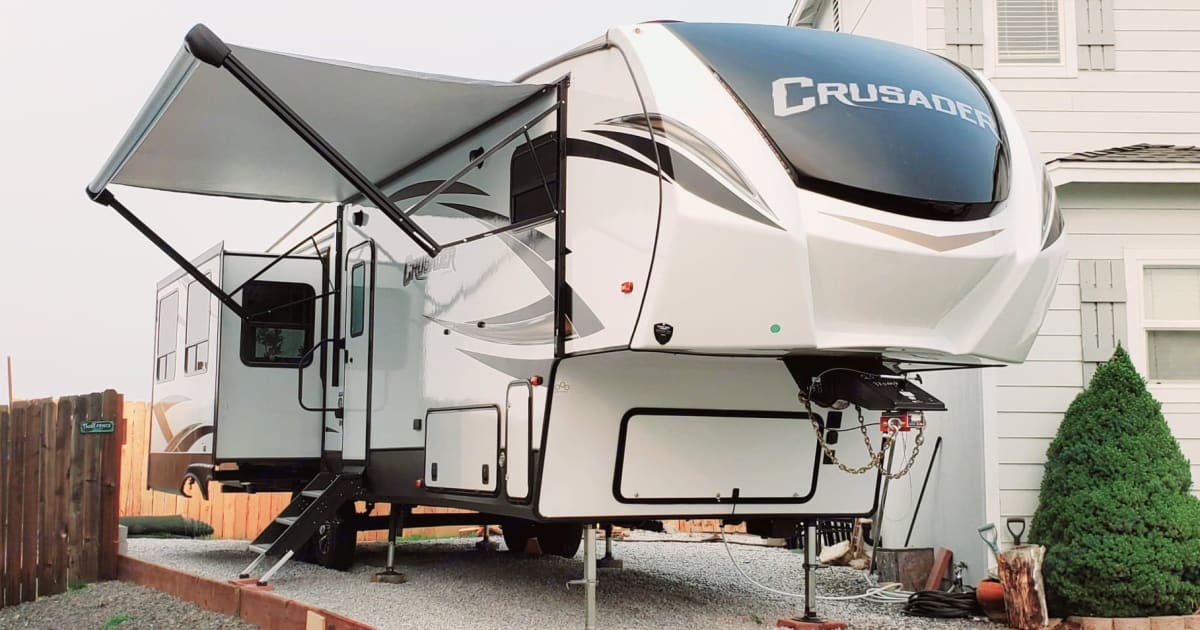 2019 Prime Time Crusader Fifth-wheel Rental in Reno, NV | Outdoorsy