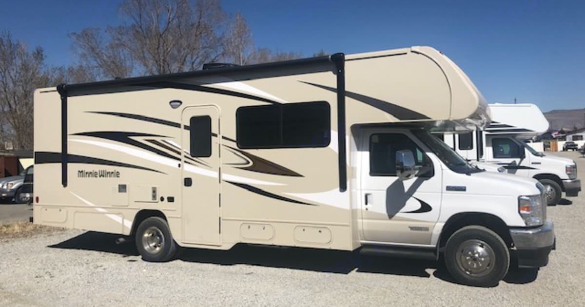2022 Winnebago Minnie Winnie Motorhome Rental in Reno, NV | Outdoorsy