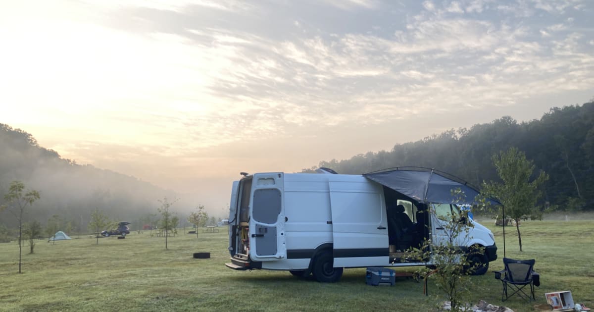 2017 Mercedes Other Camper van Rental in LAWRENCE, KS Outdoorsy