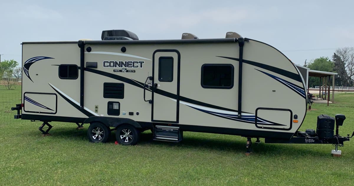 2017 KZ Manufacturing Connect C241 RLK Travel trailer Rental in
