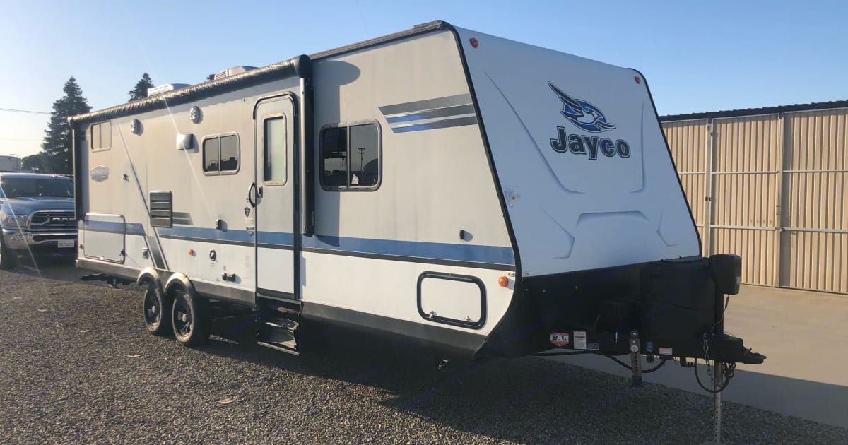 2018 Jayco Jay Feather Travel trailer Rental in Fresno, CA Outdoorsy