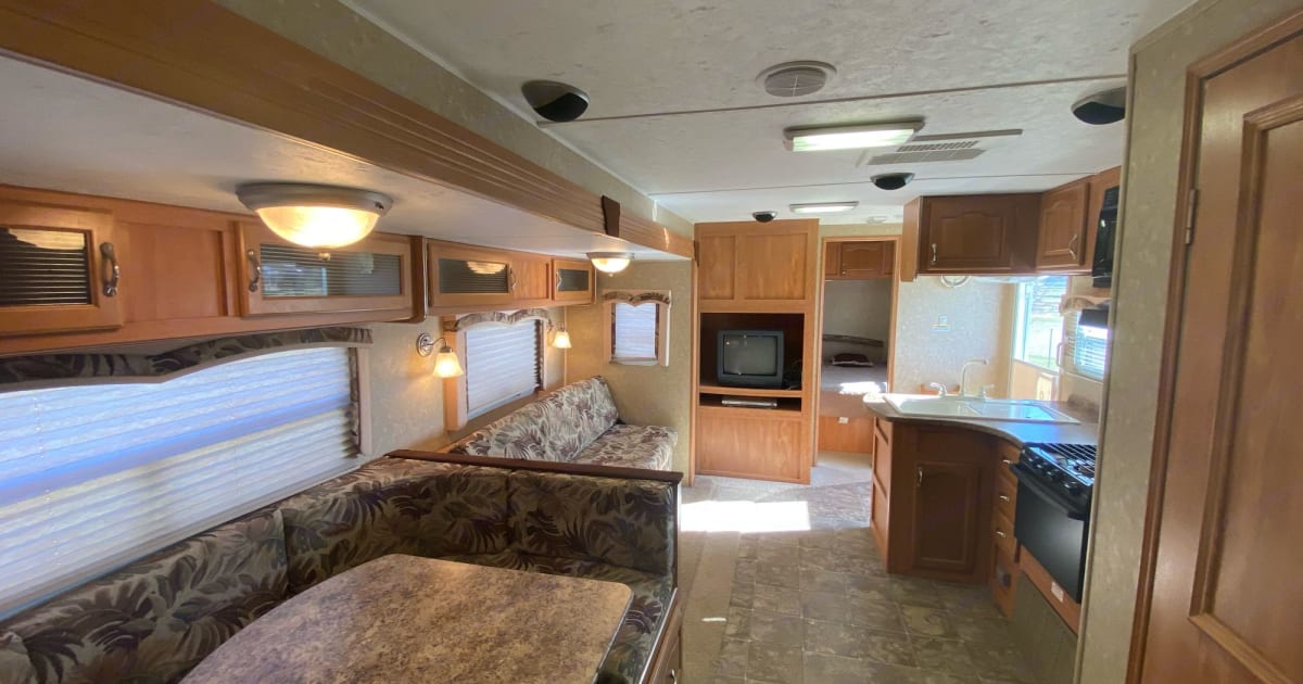 2008 Gulf Stream Innsbruck Travel trailer Rental in springbrook, AB ...