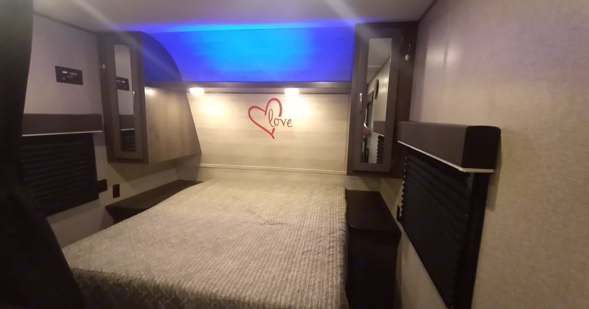 2021 Jayco Flight Travel trailer Rental in Baltimore, MD Outdoorsy