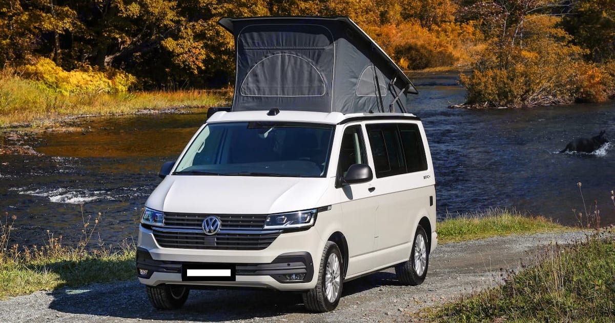 2022 Volkswagen California Coast AT Camper Van Rental in Bordeaux