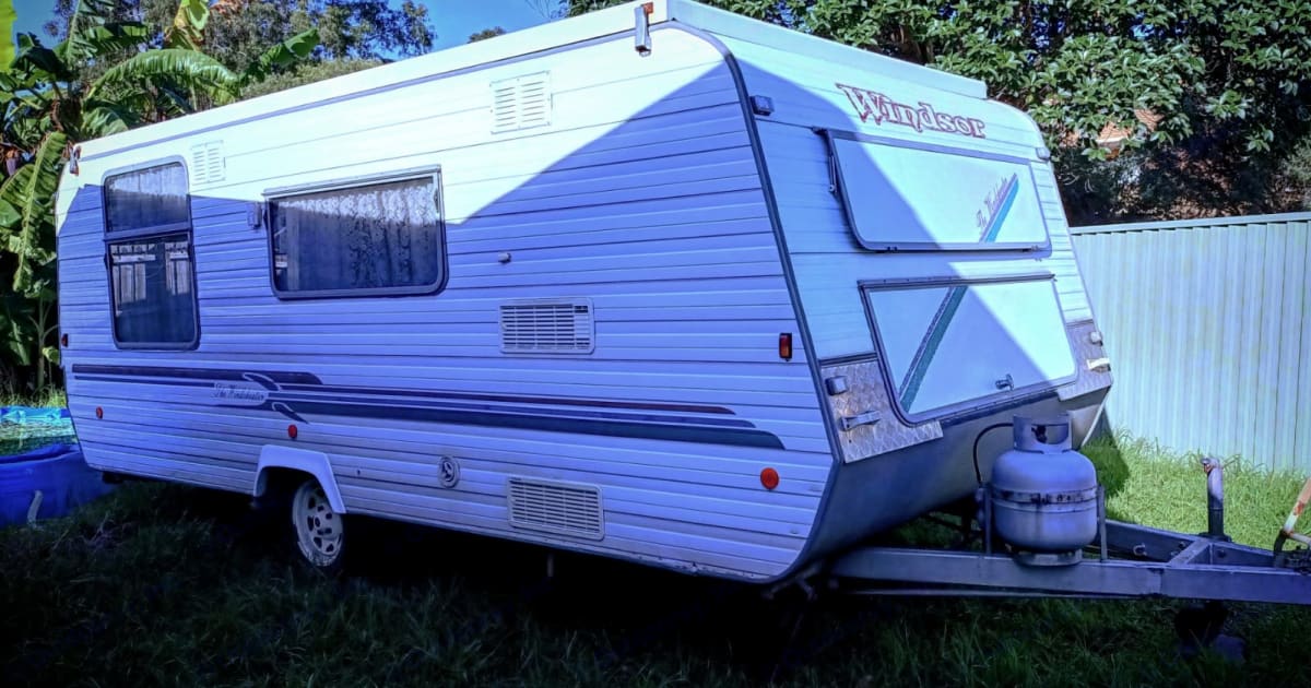 1999 Windsor Escape Travel trailer Rental in Denham Court, NSW Outdoorsy