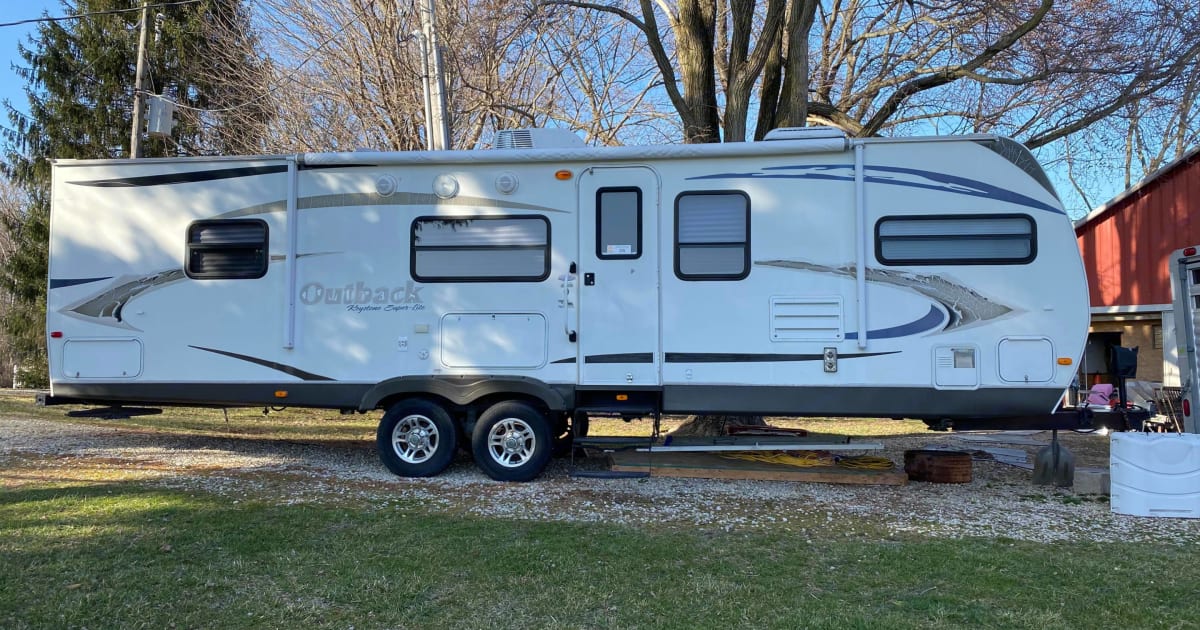 2010 Keystone Outback Travel trailer Rental in Johnstown, OH Outdoorsy