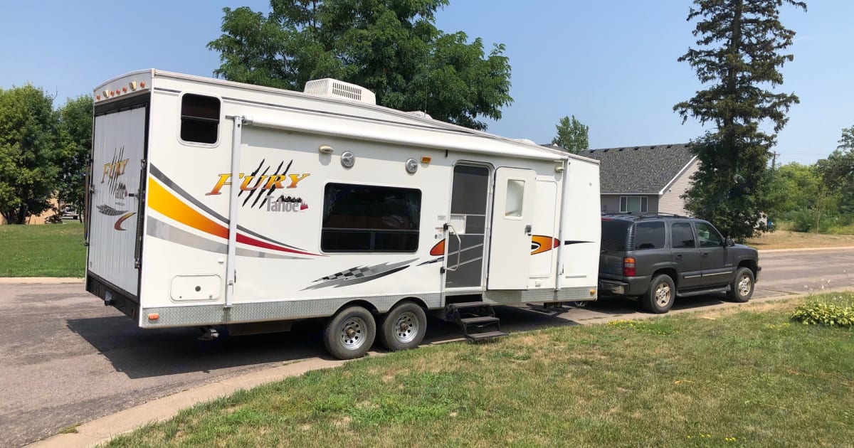 2004 Thor Motor Coach Tahoe Toy Hauler