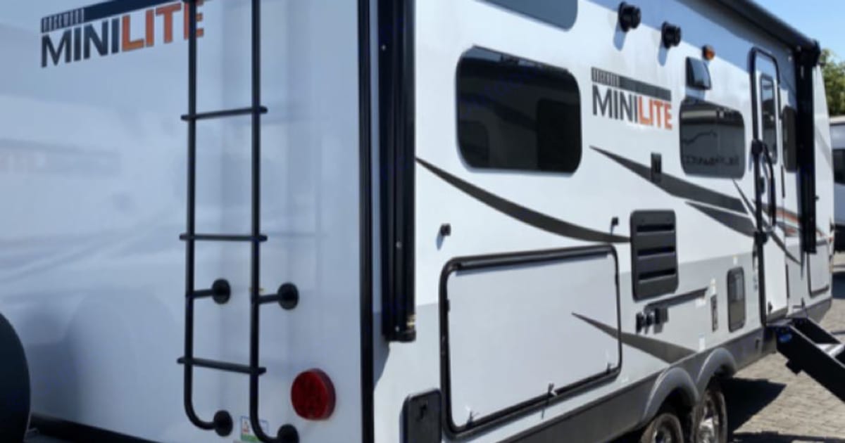 2021 Forest River Rockwood Mini Lite Travel trailer Rental in