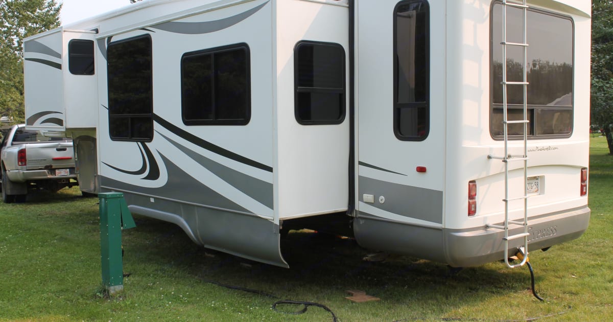 2009 Other Cypress Fifthwheel Rental in Millet, AB Outdoorsy