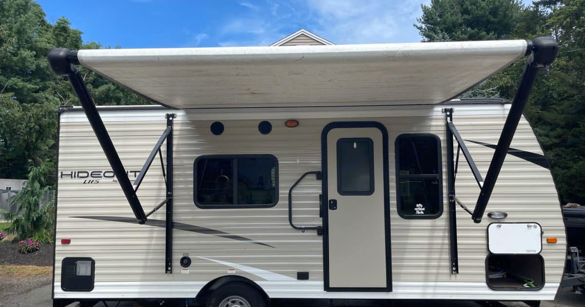 2018 Keystone Hideout Travel trailer Rental in Wallingford, CT Outdoorsy