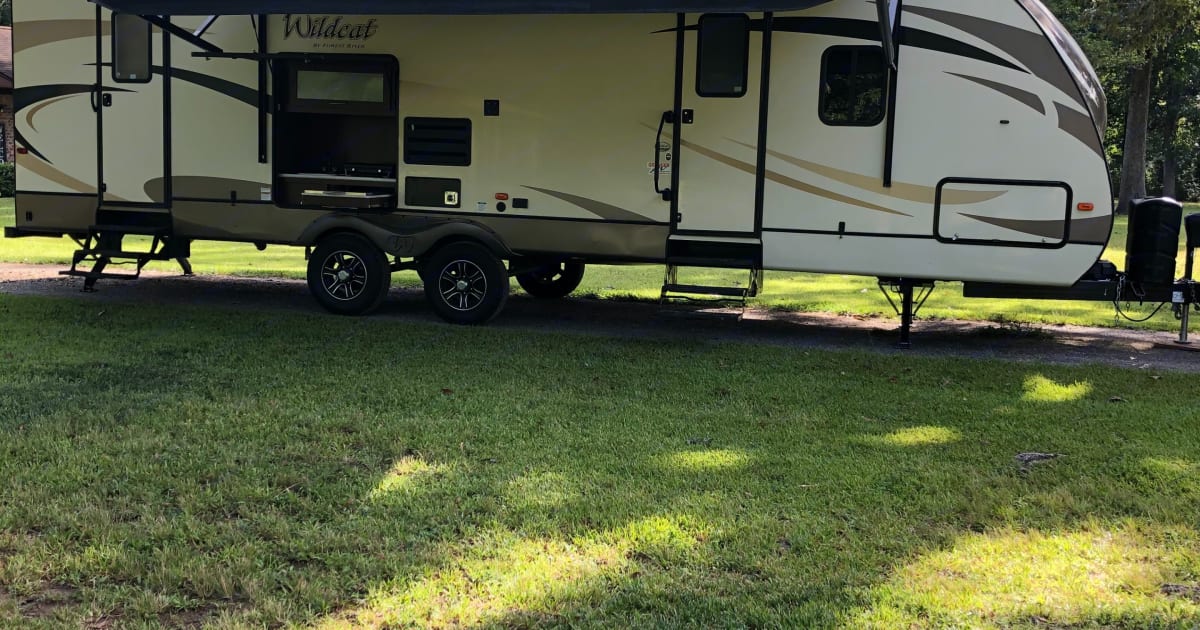 2019 Forest River Wildcat Travel trailer Rental in Splendora, TX