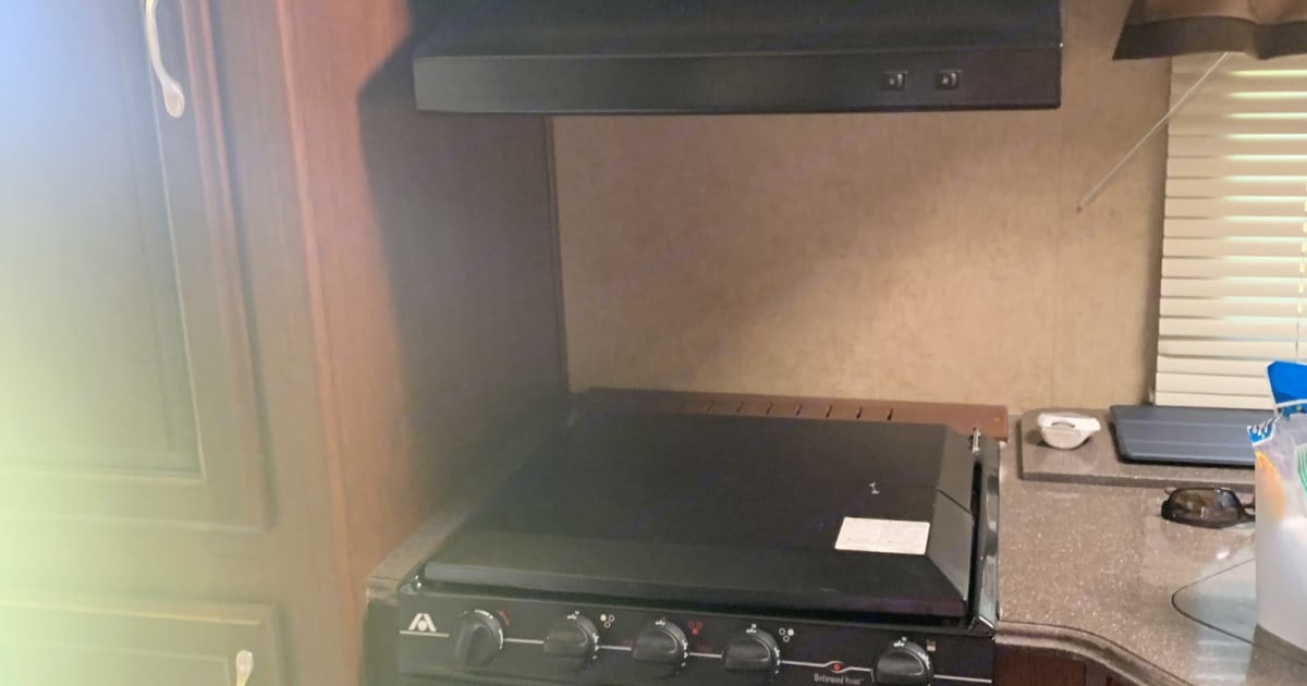 2014 Evergreen Sun Valley Travel trailer Rental in Aynor, SC Outdoorsy