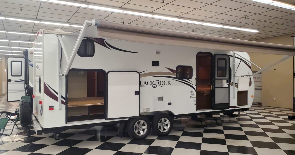 2015 Black Rock Black Rock Trailer Travel trailer Rental in Mead, WA
