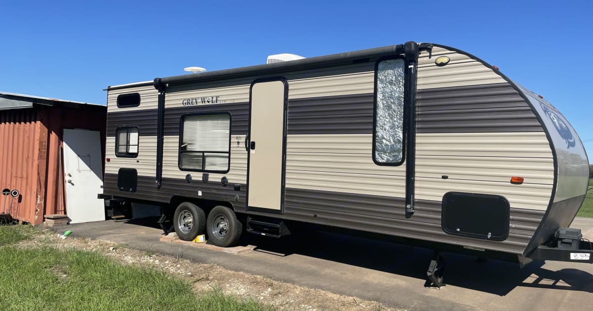 2018 Forest River Cherokee Grey Wolf Travel trailer Rental in Angleton