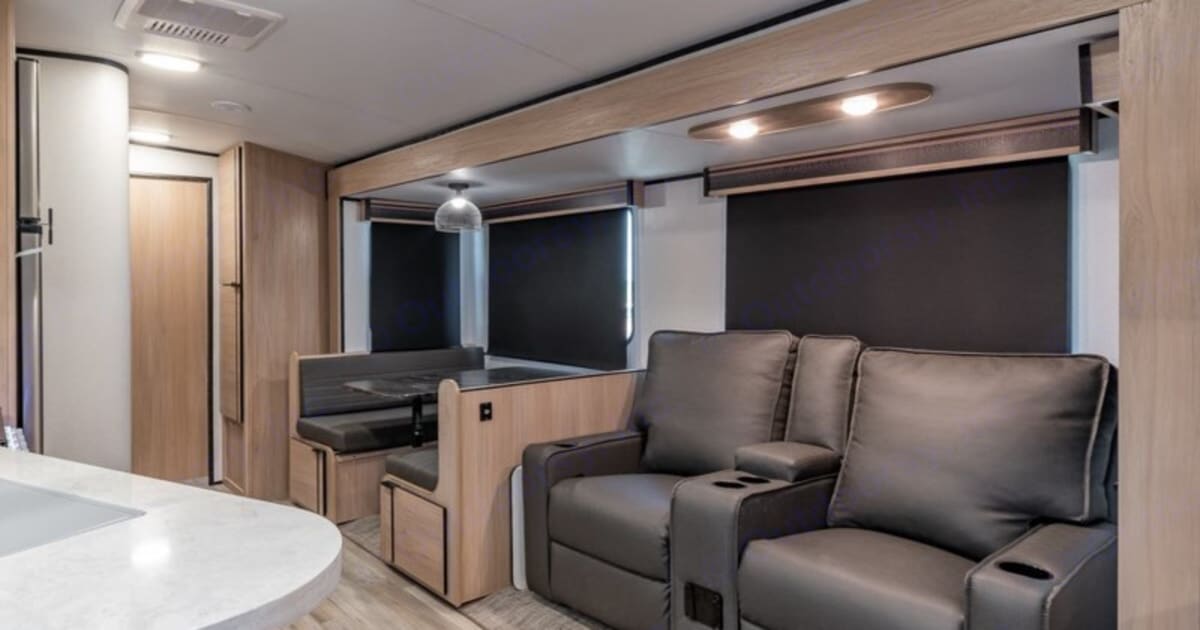 2021 Cruiser Rv Corp Radiance Travel trailer Rental in Haslet, TX